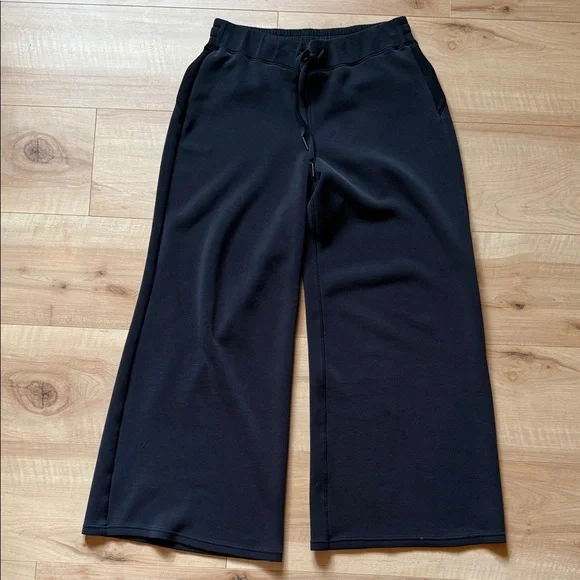 Halara Airessential Petite Wide Leg Pant, Size Medium - Picture 1 of 4